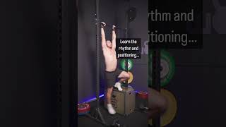 Use this drill for better control of your butterfly pull-ups 🙌🏻