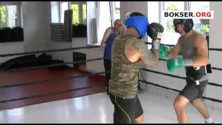 Sparing: MATEUSZ MASTERNAK vs RENE HUEBNER (sierpień 2011)