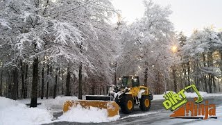 Komatsu WA200 Plowing Parking Lot After Storm