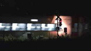 【夜の踏切風景】『ミュースカイ 三柿野回送』 名鉄各務原線 名電各務原駅付近踏切　2016年8月23日撮影