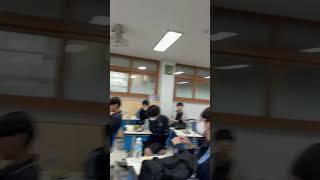 수련회 가기직전 평범한 남중^^ 설렌다