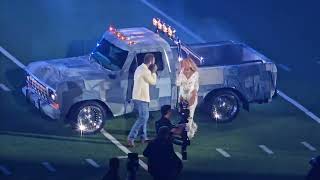 Beyonce on Christmas 2024 at the Texans vs Ravens game half time show. Also Post Malone \u0026 Shaboozey.