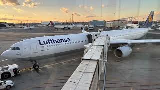 Lufthansa First Class Boston-Frankfurt LH423 Abflug in den Sonnenuntergang, November 2024