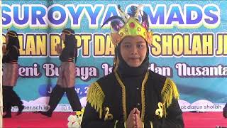 Tsuroyya SMADS Penampilan Kelas XIIA