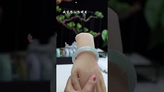 清清爽爽的金丝绿手镯，有夏天的感觉#玉石 #翡翠手镯 #shorts