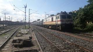 15714 Patna Katihar Intercity Express Skipping Rajendra Nagar Terminal || GMO WAP-7 37136