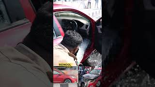 திடீரென பற்றி எறிந்த Car.. எதிர் திசையில் வந்த தண்ணீர் லாரியை  மடக்கி தீயை அணைத்த போலீசார்.!