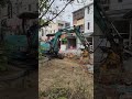 專門搞破壞（怪手加裝鑽頭）specialized in destruction excavator with drill bit 파괴 전문 드릴날이 있는 굴삭기