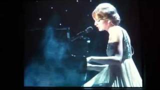 Taylor Swift-Back to December- CMA - LIVE-2010