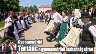 Tértánc a gyomaendrődi Szabadság téren