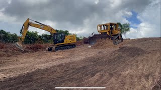 CORTANDO ESTRADA COM CATERPILLAR 320GC E TRATOR DE ESTEIRA D6