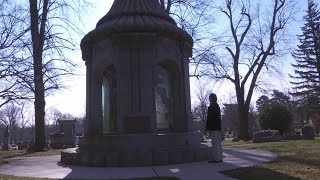 A favorite love story from Forest Lawn Cemetery in time for Valentine's Day