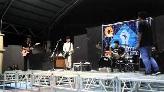 Bakit Part 2-Mayonnaise (Mashup) Perfect-Simple Plan ( NEU CCS Geek Rock) 2016