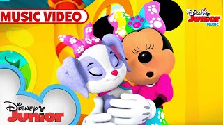 Busy Puppy Music Video 🎶🐶 | Mickey Mouse Funhouse | @disneyjunior