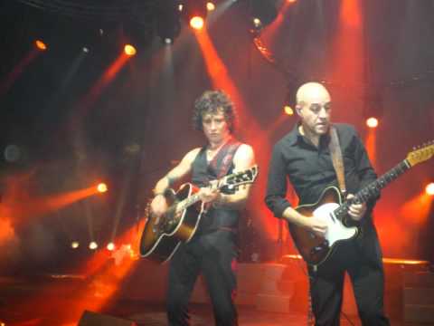 Enrique Bunbury /Gira Las Consecuencias/ 3 De Diciembre 2010 - YouTube