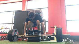 420 lbs Mega Deficit Trap Bar Deadlift (Can I get some leg drive?)