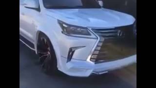 ភាពទំនើបនៃរថយន្ត Lexus Lx570 កែស៊េរី