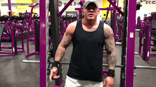 Planet Fitness- How To Do Squats On The Smith Machine