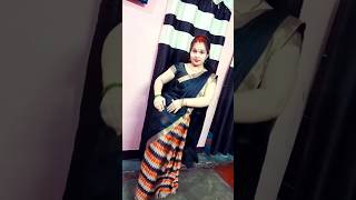 #Shorts | Bindiya Chamkegi Chudi Khankegi 💃 | Lata Mangeshkar | #dance #video #10M #viral #trending