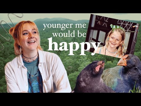 Do zoologists work hands on with animals?