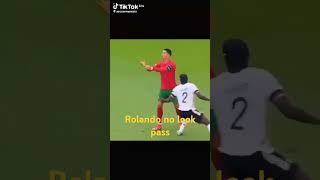 Rolando no look pass #short #football #ronaldo