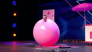 Evert van Asselt verrast met hilarische ballonact - HOLLAND'S GOT TALENT