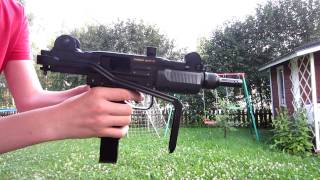 KWC Mini-Uzi CO2 Blowback New Version 2011