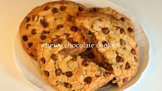 THICK and CHEWY Chocolate Chip Cookies