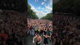 Loveparade is back! 380.000 ravers dancing