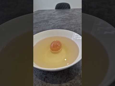 What happens when you mix vinegar and egg?