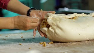 Traditional Vietnamese Peanut Candy Production Process