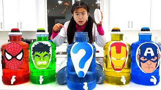 Jannie and Eric Story about Superheroes | Fun with Toys and Colors
