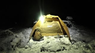 ワンタッチテントで暖房なしの弾丸雪中ソロキャンプ【Bullet snow solo camp without heating with one-touch tent】