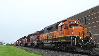 BNSF 2300 w/ SD70ACe \u0026 HLCX Power, Moline, IL