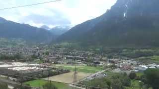 LA CITTADINA DI VISP (CH) VISTA DAL TRENO DELLA LINEA BLS - 22 - 6 - 2014.