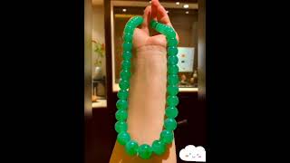 #翡翠#jade#玉#赌石#jadeite#缅甸翡翠#珠寶#玉石#玉器#翡翠手镯#feicui，24小时直播哦~满足您对翡翠的特殊爱好~