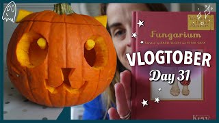 🍃 Packing for a knitting retreat | Trick or Treat 🕸️ Vlogtober Day 31