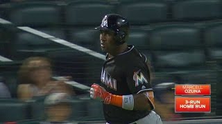 MIA@ATL: Ozuna smashes a three-run home run to left