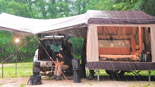 💯 Şiddetli yağmurda rahatlatıcı kamp yapma ☔ Otomatik çadır karavanında tatiller