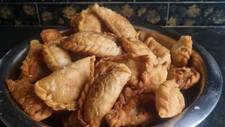 भूने हुए चने की गुजिया कबि बनाया है??SouthIndian Gujiya Recipe|Gujiya Recipe|सत्तू की गुजिया|