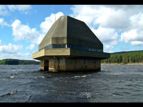 10 Best Zombie Proof Houses 10 Best Zombie Proof Houses