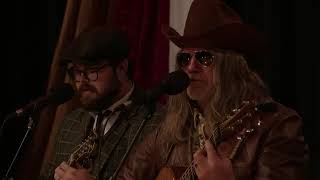 WoodSongs Livestream 1109- The Cleverlys \u0026 The Heart Collectors