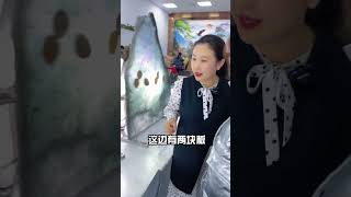 （1）幫美女挑選的翡翠手鐲胚，壓出手鐲後美女驚呆了！！！#翡翠 #天然翡翠 #翡翠手镯 #珠寶