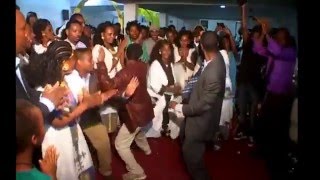 AWRS TIGRIGNA SONG  አውርስ አብ መርዓ ያሬድን ገነትን Best Tigrigna wedding awrs song .Yared \u0026 Genet wedding .