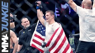 MMA Junkie Radio #2925: Ian Heinisch credits strong mentality for UFC Rochester win