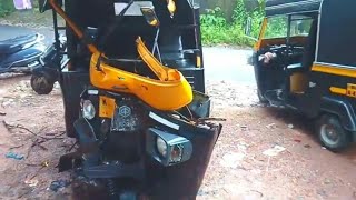 Piaggio Ape accident  work in kerala