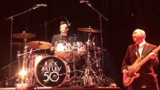 Rick Astley - Highway To Hell (AC/DC cover) (Live at Town Hall, NYC 10/6/2016)