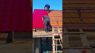 Renovation process of old house roof- Good tools and machinery make work easy