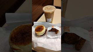 DUNKIN • $6 dollar DunKings Meal Deal with hot or Iced coffee #shorts #dunkin #chicagoil