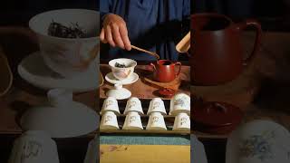 Pha trà dùng ấm tử sa hay chén khải thì tốt hơn?